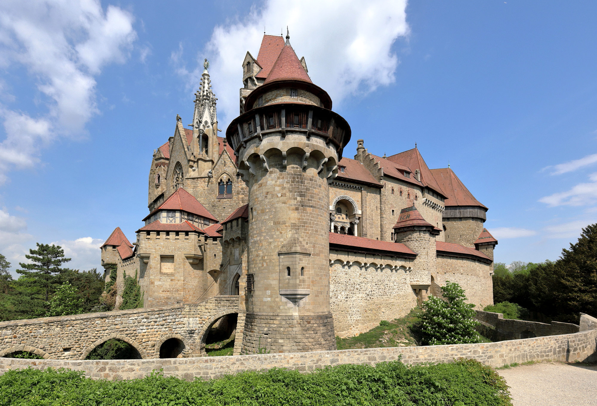 Burg Kreuzenstein, Leobendorf